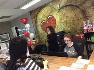 Milton-front-desk-KatherineNeliaTerri_500